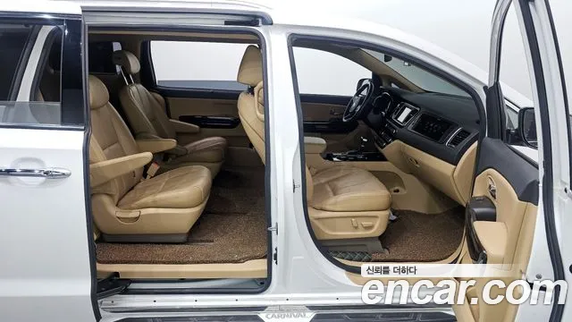 Kia The New Carnival id 2535127 из Кореи 12