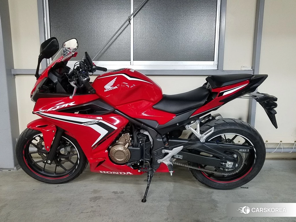 Проданный Honda CBR400R ABS 2019 из Японии