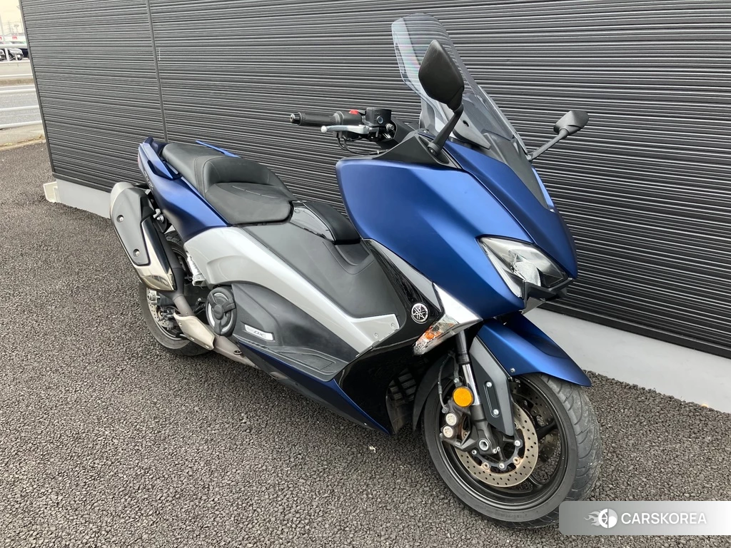 Проданный Yamaha T-MAX 530 DX 2017 из Японии