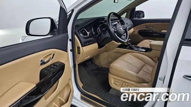 Kia The New Carnival id 2765353 из Кореи 12