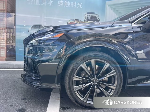 Lexus RX 2023 Черный из Китая, фото 5