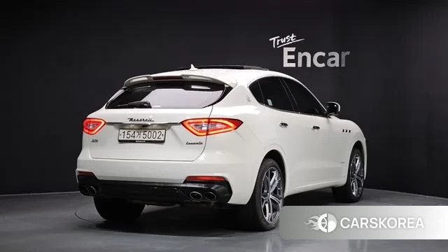 Maserati Levante id 3008899 из Кореи 12