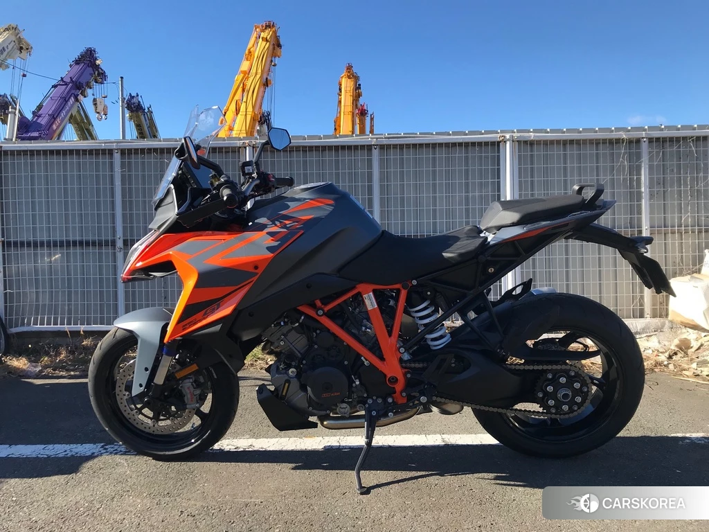 Проданный KTM 1290 SUPER DUKE GT 2022 из Японии, фото 2