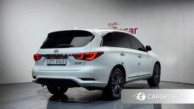 Infiniti QX60 id 3834871 из Кореи 12
