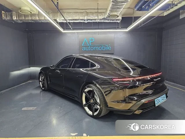 Porsche Taycan id 3186014 из Кореи 12