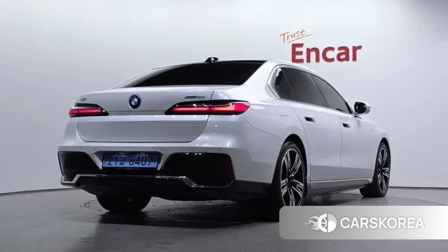 BMW i7 (G70) id 3684649 из Кореи 12