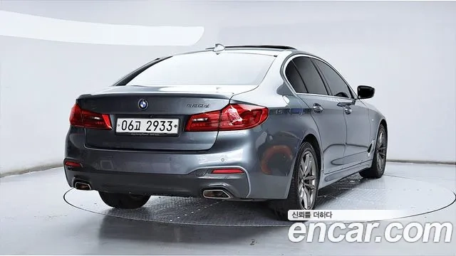 BMW 5 Series (G30) id 2913095 из Кореи 12