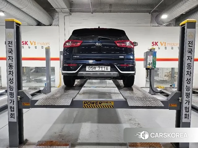 Kia Niro 2018 Синий из Кореи, фото 2