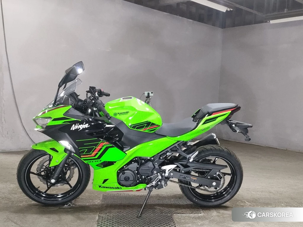 Проданный Kawasaki NINJA 400 2019 из Японии, фото 2