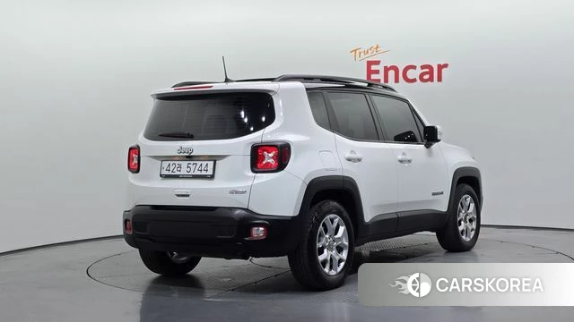 Jeep Renegade id 4895489 из Кореи 12
