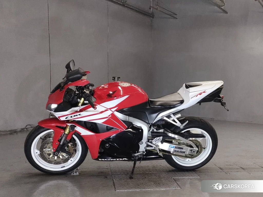 Проданный Honda CBR600RR 2012 из Японии, фото 2
