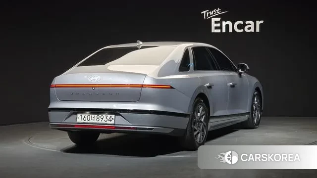 Hyundai Grandeur (GN7) id 3716285 из Кореи 12