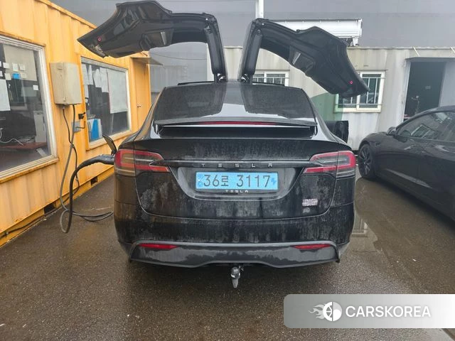 Tesla Model X id 3897107 из Кореи 8