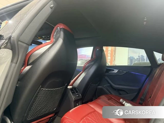 Audi S5 2023 Темно-серый из Китая, фото 2