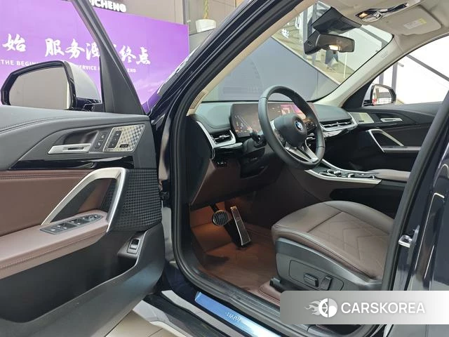BMW X1 2024 Черный из Китая, фото 2