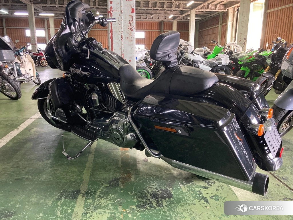 Проданный Harley-Davidson Street Glide FLHX1580 2013 из Японии