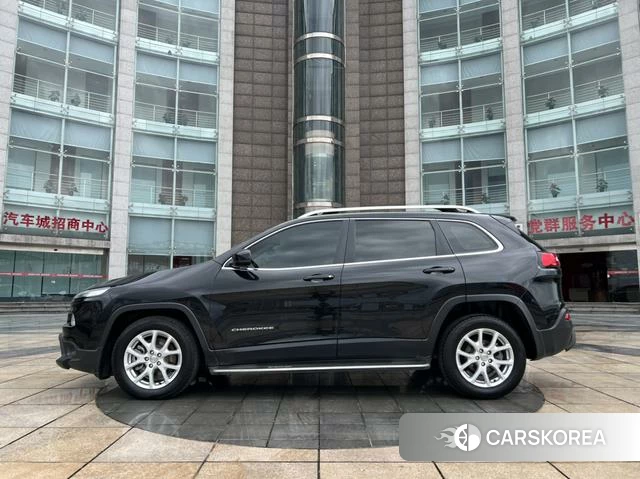 Jeep Free light id 4253728 из Китая 12