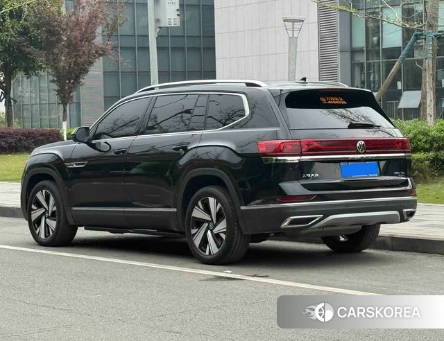 Volkswagen Tourang id 4278020 из Китая 12