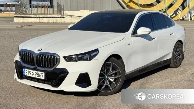 BMW 5 Series (G60) 2024 Белый из Кореи, фото 5