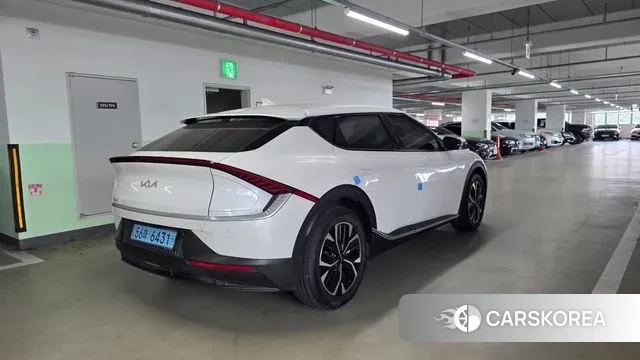 Kia EV6 2022 Белый из Кореи, фото 4