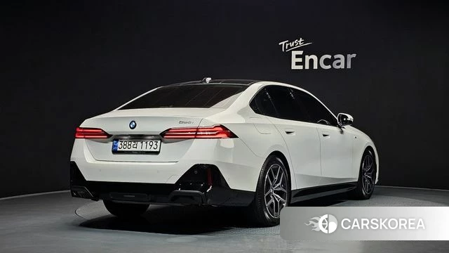BMW 5 Series (G60) id 4635501 из Кореи 12