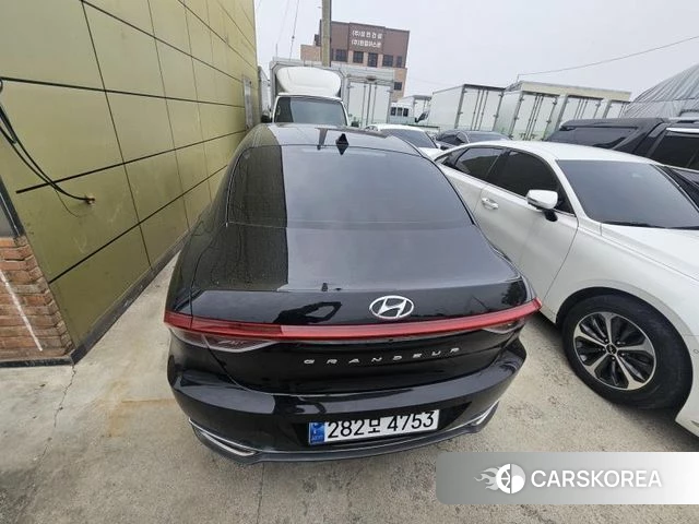 Hyundai The New Grandeur IG Hybrid 2022 Черный из Кореи, фото 2