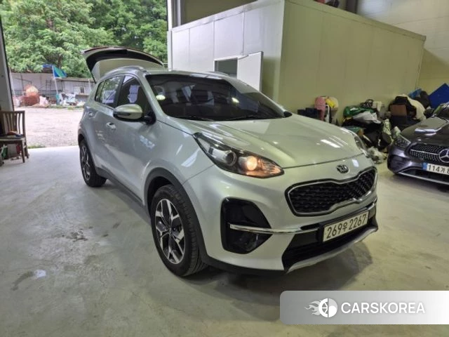Kia Sportage The Bold 2021 Серебряный из Кореи, фото 2