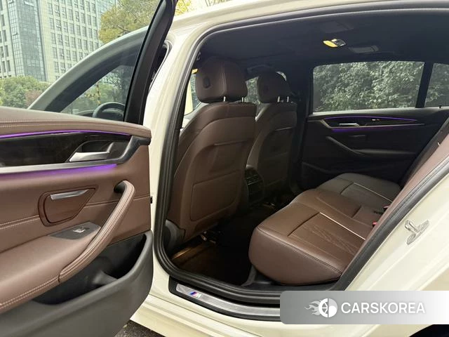 BMW 5 series 2021 Белый из Китая, фото 3