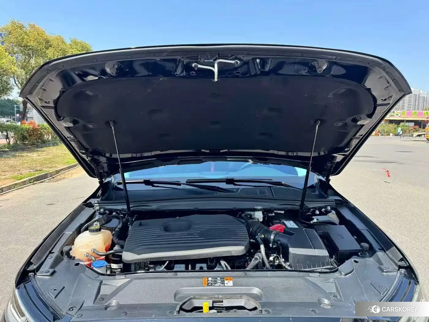 Ford Taurus 2022 Черный из Китая, фото 2