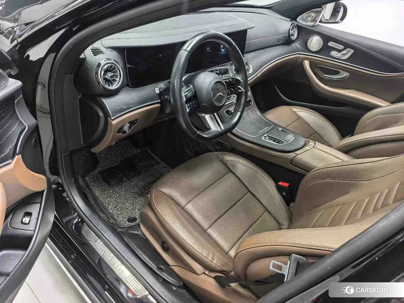 Mercedes-Benz E-class 2023 Черный из Китая, фото 2