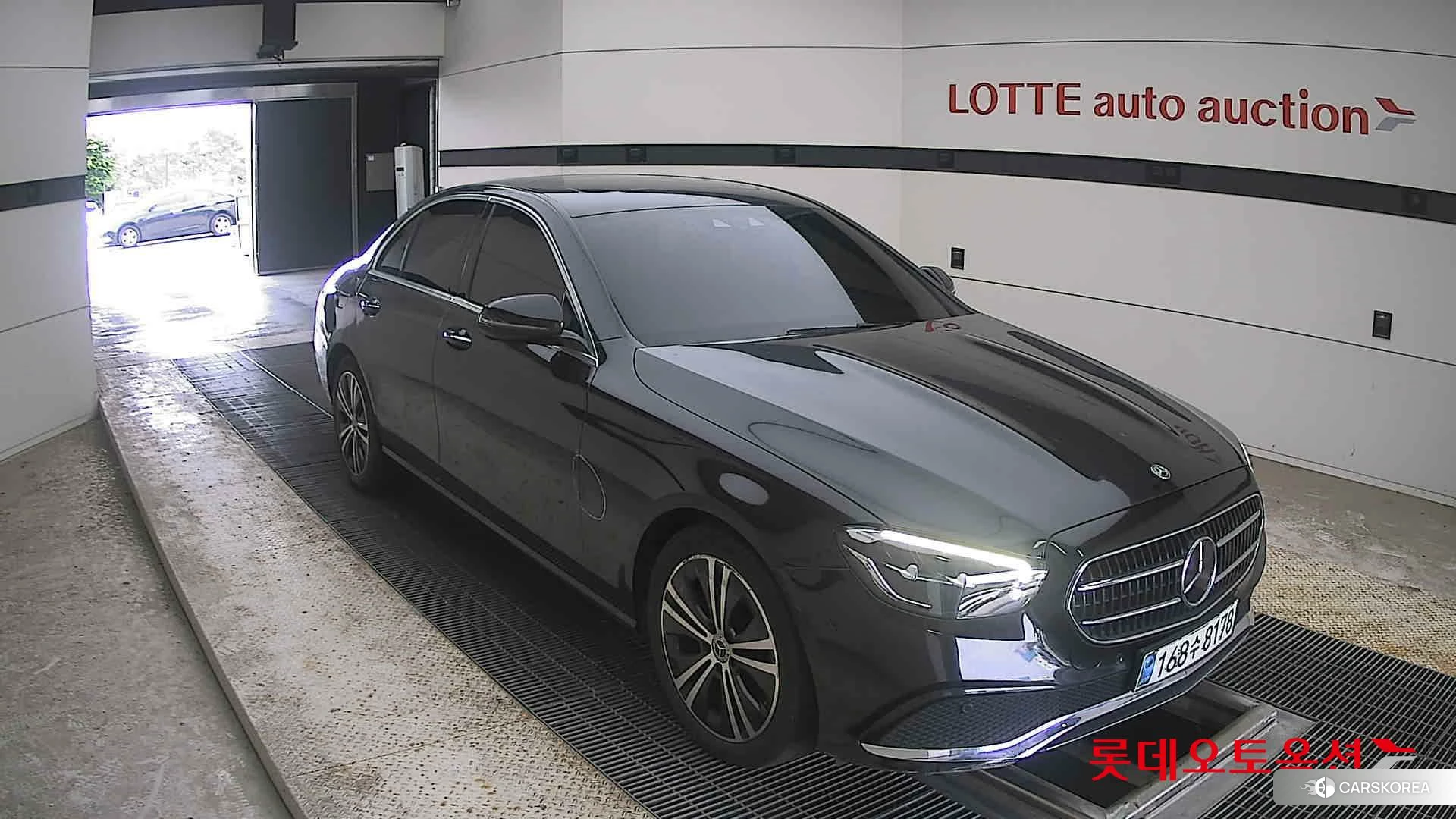 Mercedes-Benz Mercedes-Benz E250 id 4504430 из Кореи 12