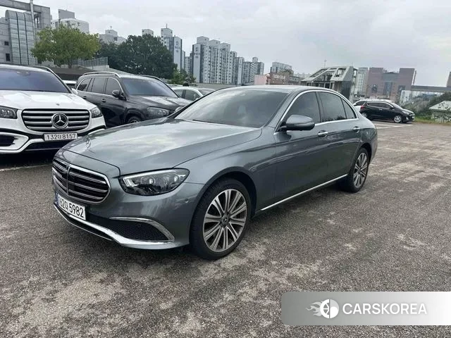 Mercedes-Benz E-Class W213 2022 Серый из Кореи, фото 2