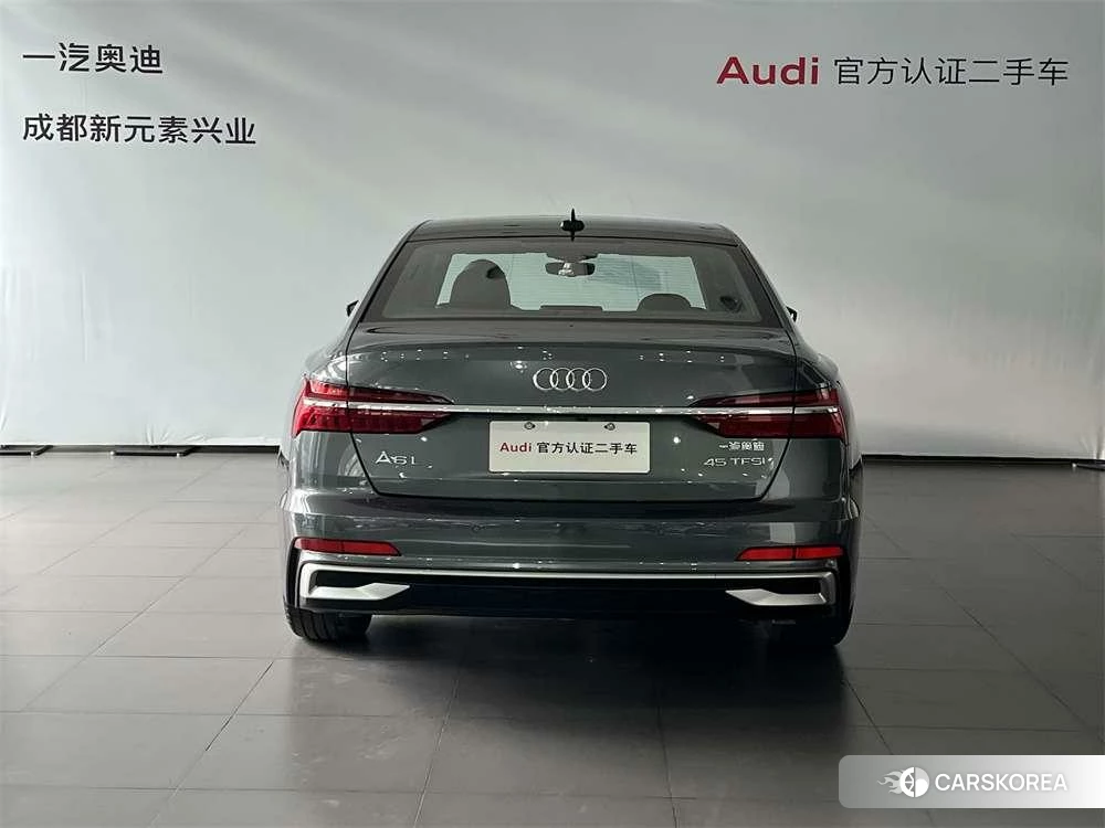 Audi A6L 2023 Темно-серый из Китая, фото 5