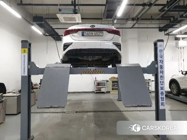 Kia Come New K3 2021 Белый из Кореи, фото 2