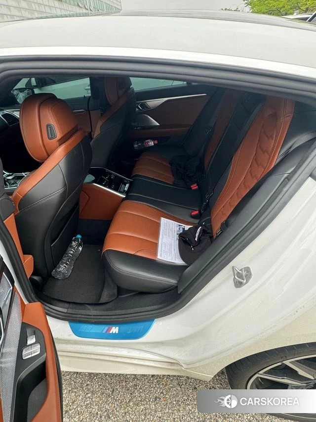 BMW 8 Series (G15) 2024 Белый из Кореи, фото 2