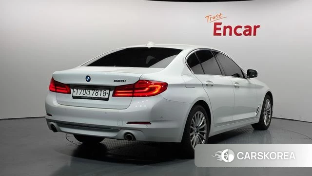 BMW 5 Series (G30) id 4573864 из Кореи 12
