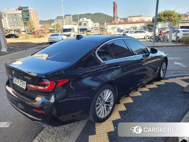 BMW 5 Series (G30) id 3428226 из Кореи 7