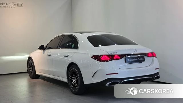 Mercedes-Benz E-Class W214 2026 Белый из Кореи, фото 5