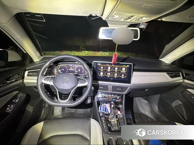Volkswagen Bora id 4392058 из Китая 12
