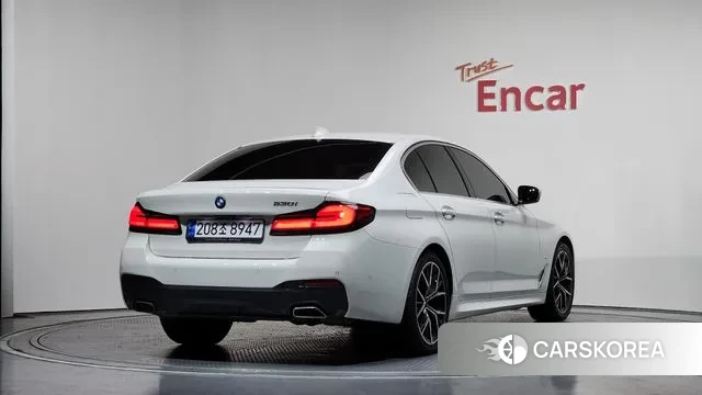 BMW 5 Series (G30) id 3701935 из Кореи 12