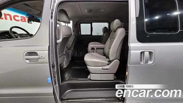 Hyundai The New Grand Starex id 2679854 из Кореи 12