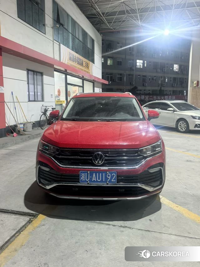 Volkswagen Tanyue X 2021 Красный из Китая, фото 2