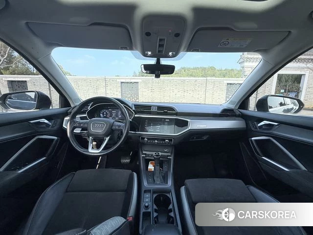 Audi Q3 2021 Темно-серый из Китая, фото 6