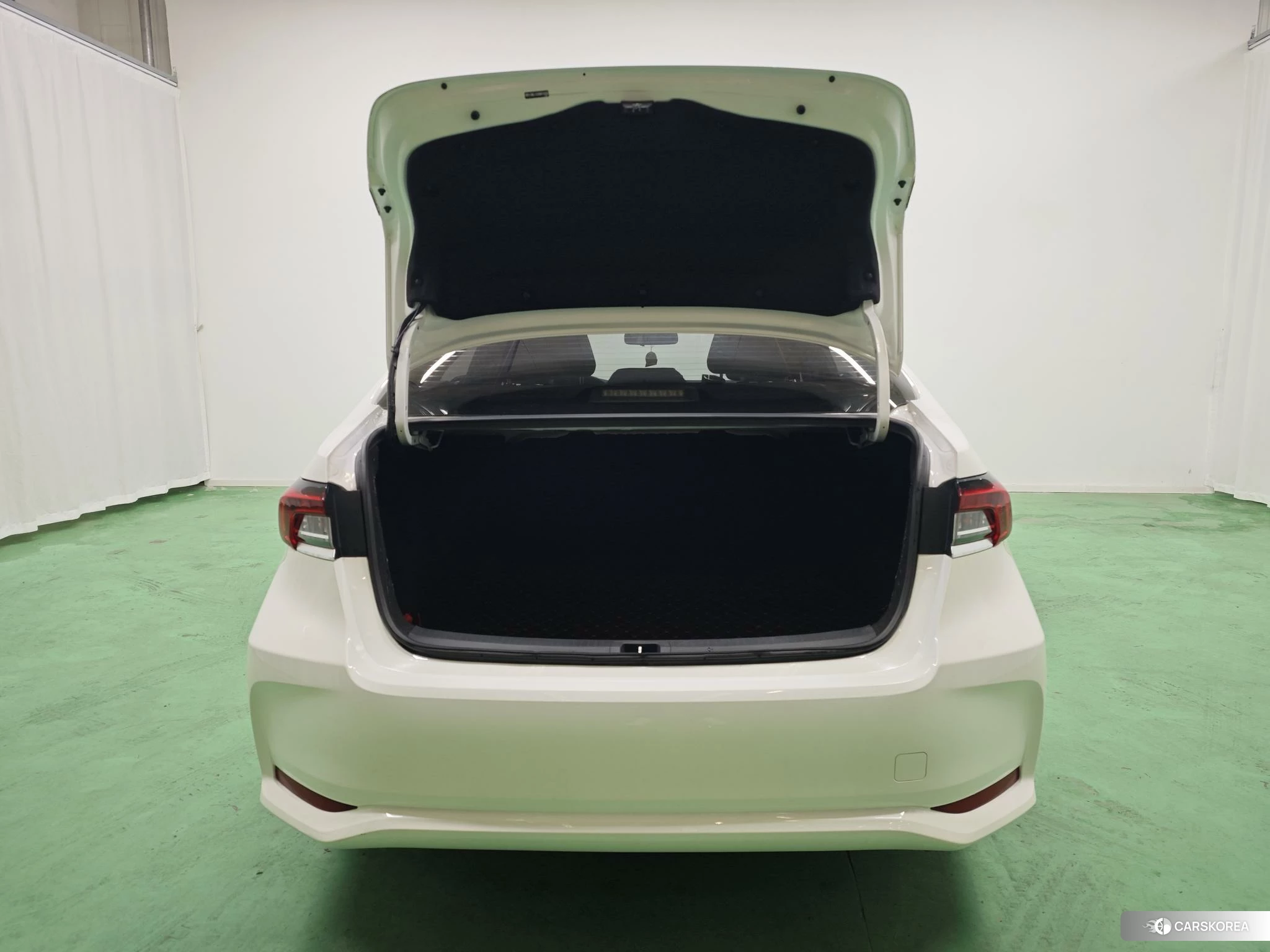 Toyota Corolla id 4407531 из Китая 12