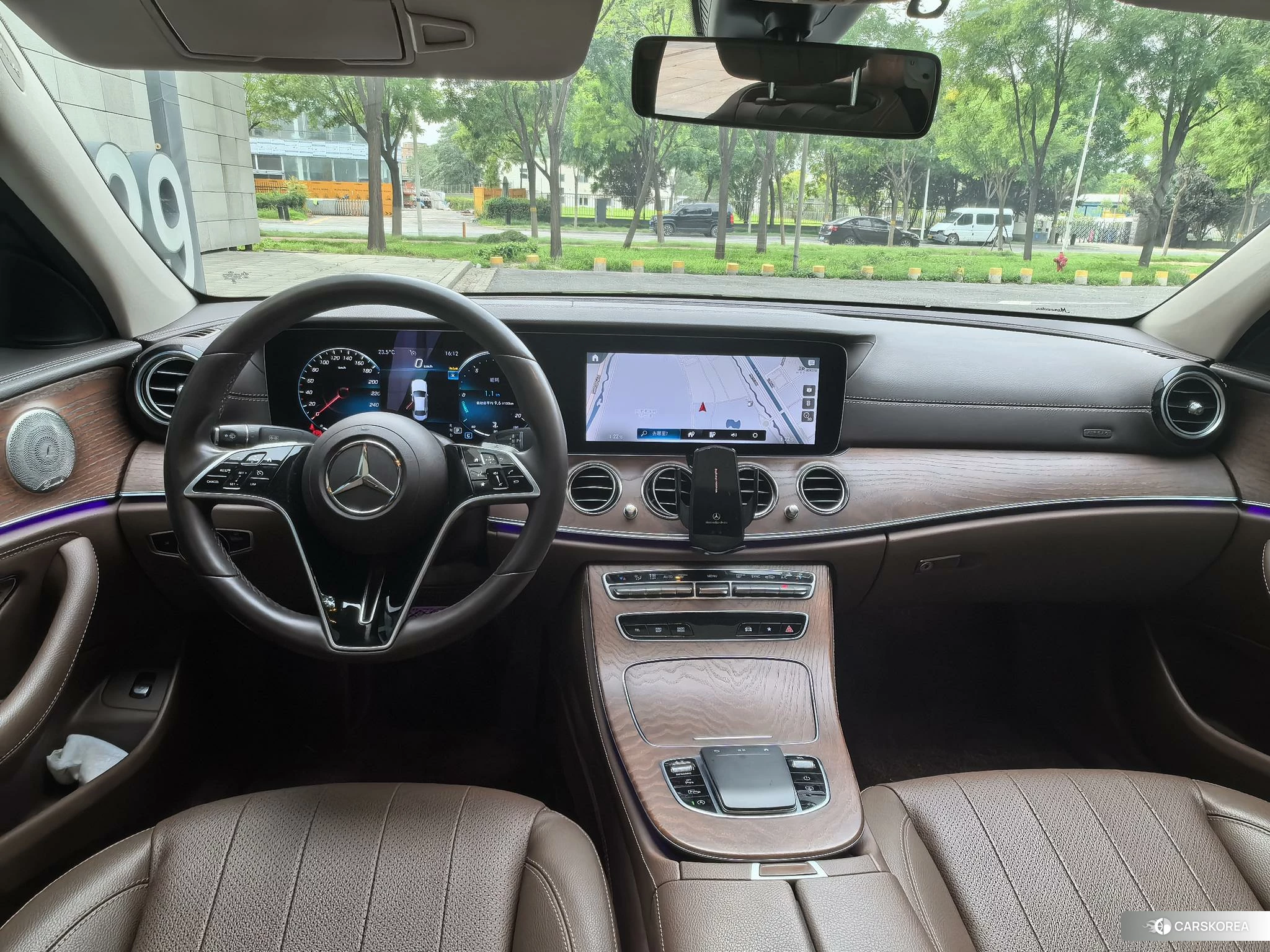 Mercedes-Benz E-class 2022 Черный из Китая, фото 2
