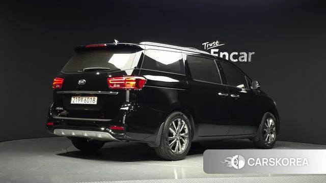 Kia The New Carnival id 4285208 из Кореи 12