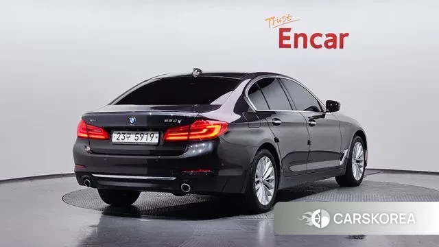 BMW 5 Series (G30) id 3469946 из Кореи 12