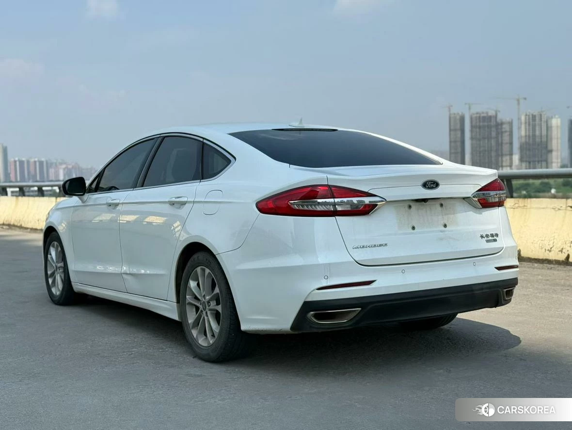 Ford Mondeo 2020 Белый из Китая, фото 2