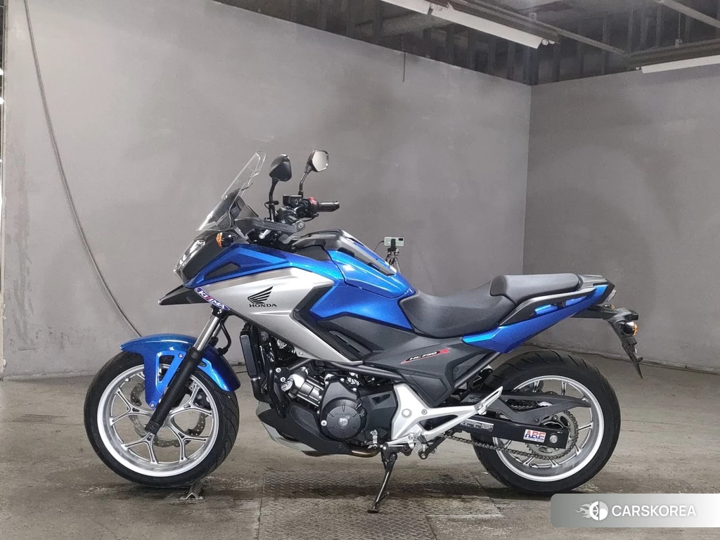 Проданный Honda NC750X 2016 из Японии