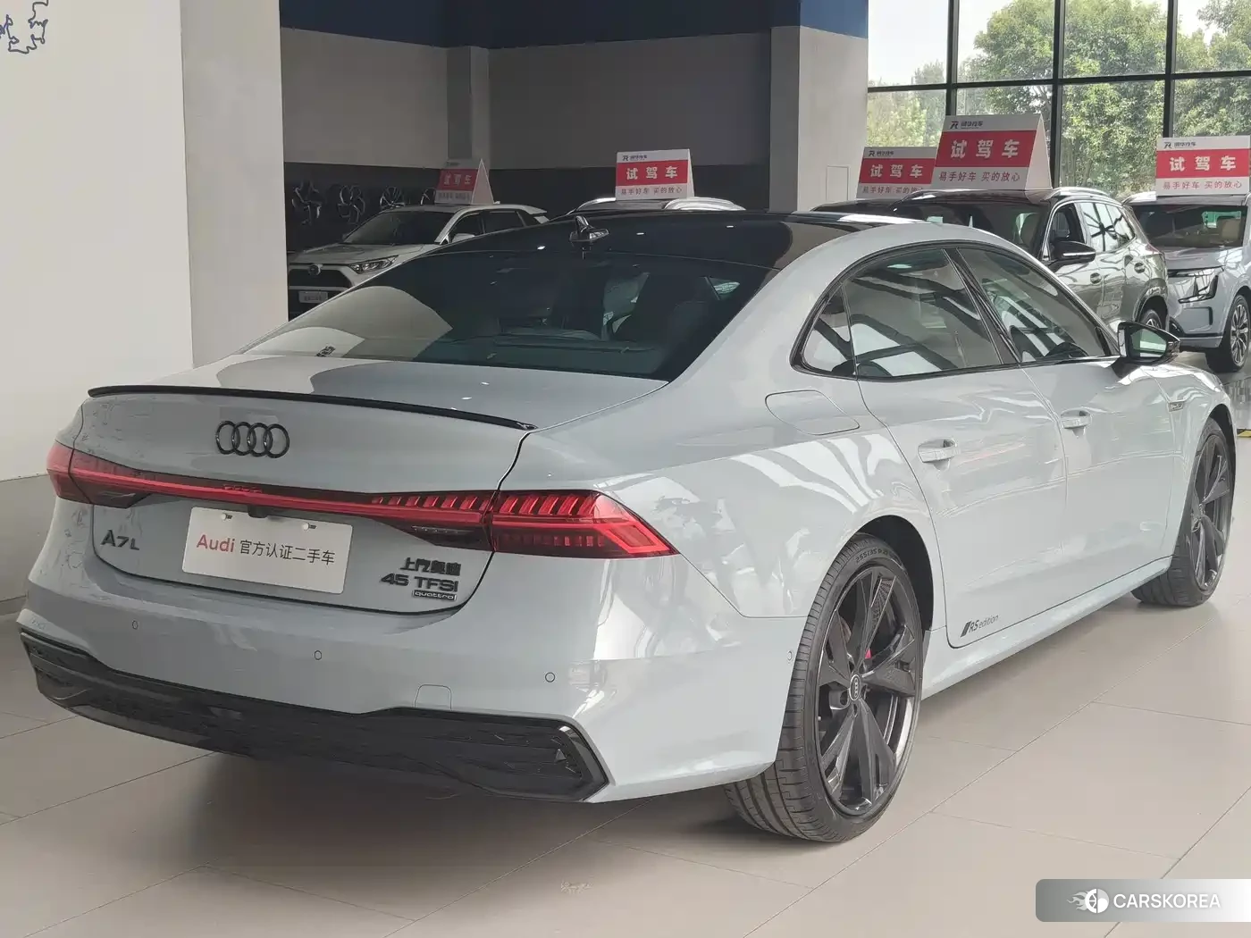 Audi A7L id 4601851 из Китая 8